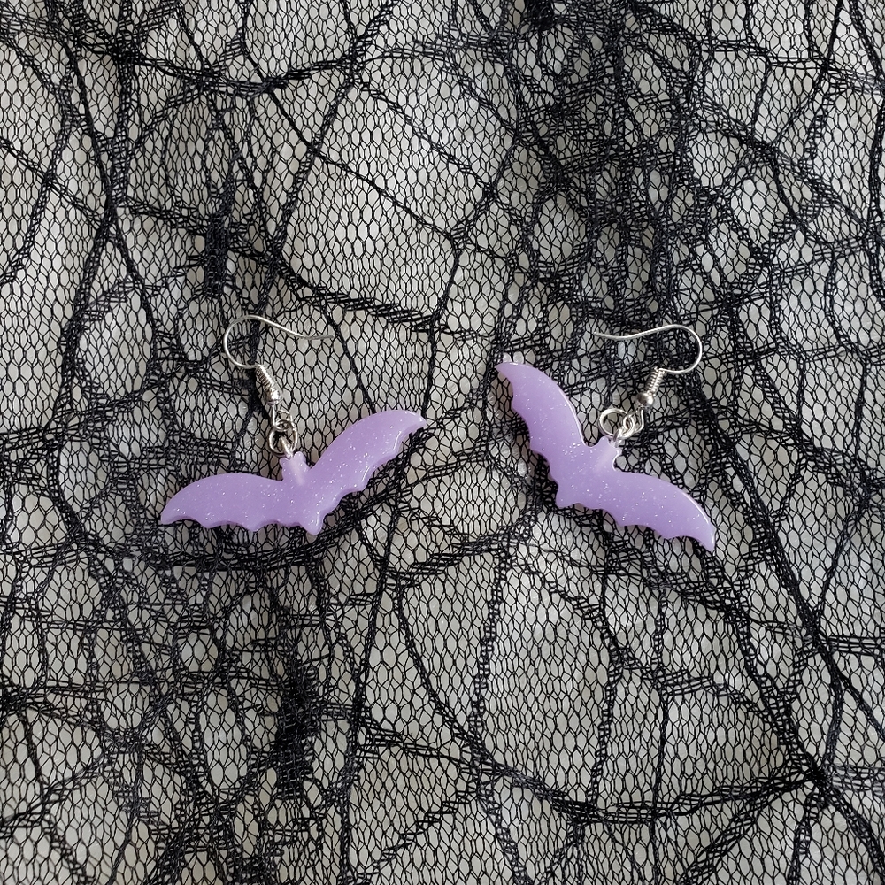 Shimmery Purple Bat Earrings 💜 🦇